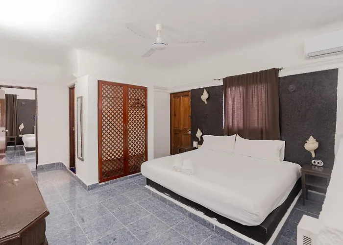 Mayan Art Boutique - 10th Ave Hotel