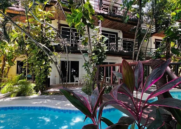 Mayan Art Boutique - 10th Ave Hotel 5*